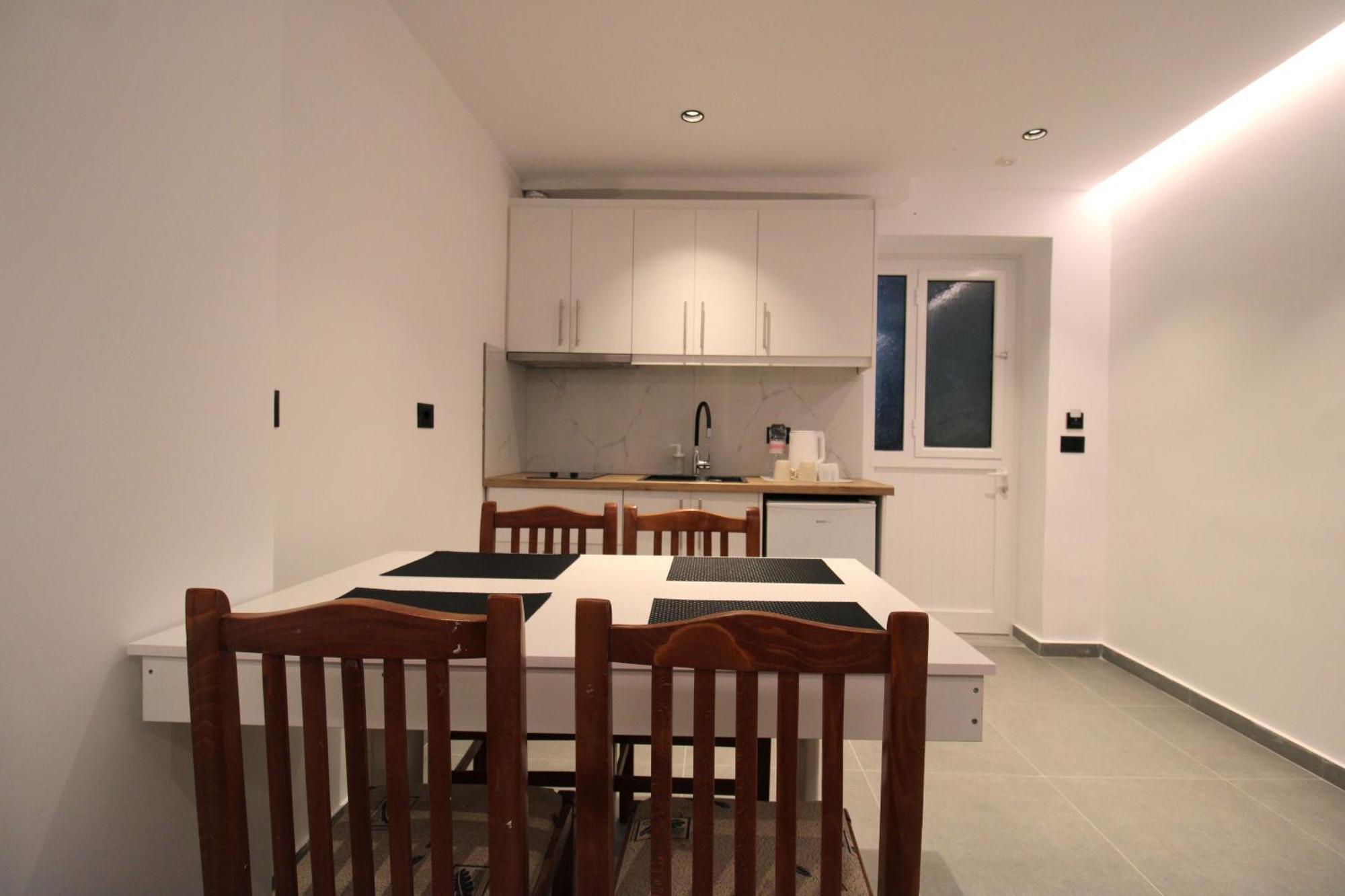 Aparthotel Melina'S Seaside Retreat Ksamil Zewnętrze zdjęcie